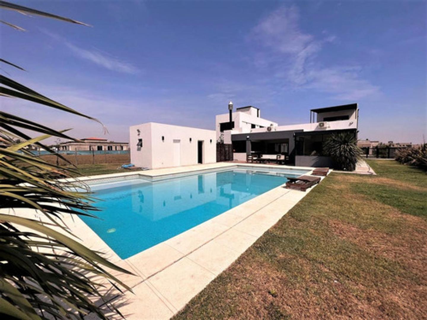 Venta Casa 7 Ambientes En La Magdalena Canning