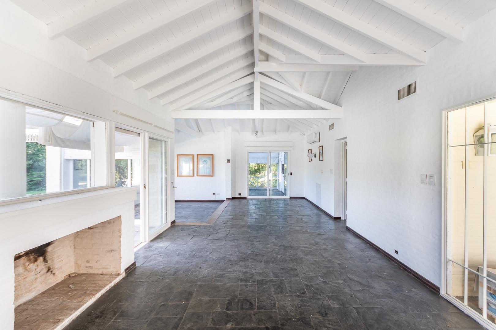 Casa en Alquiler de 4 dormitorios