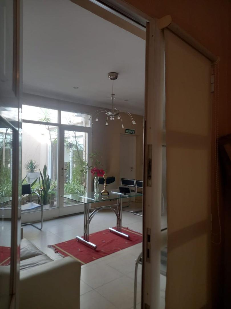 Casa en Venta en San Nicolas De Los Arroyos, USD 139.000