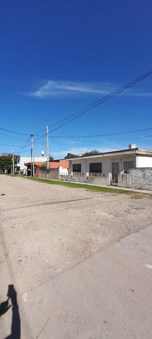 Casa en Venta en Mariano Acosta, USD 140.000
