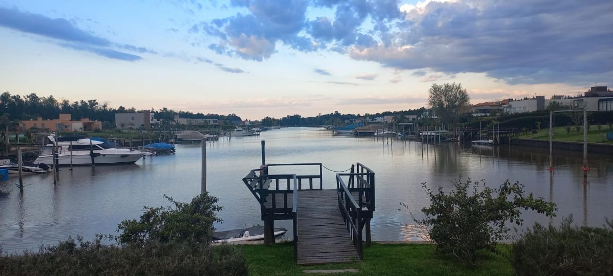 Venta Lote al rio en Barrio Nautico San Juan Tigre