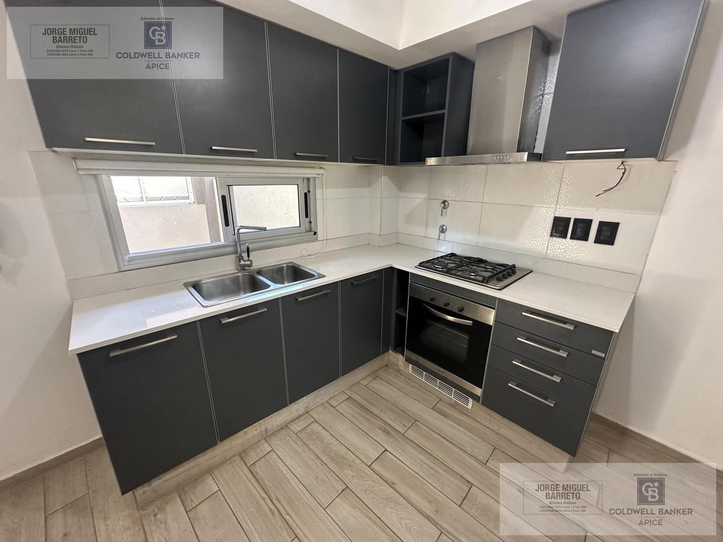 Depto Tipo Casa en Venta 4 años