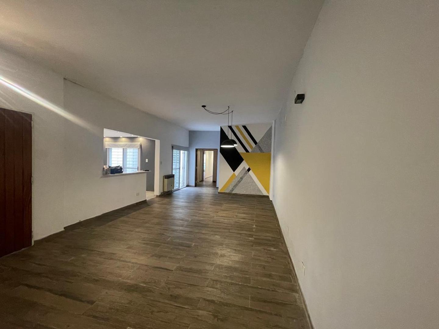 Casa en Venta en Villa Luro, USD 280.000