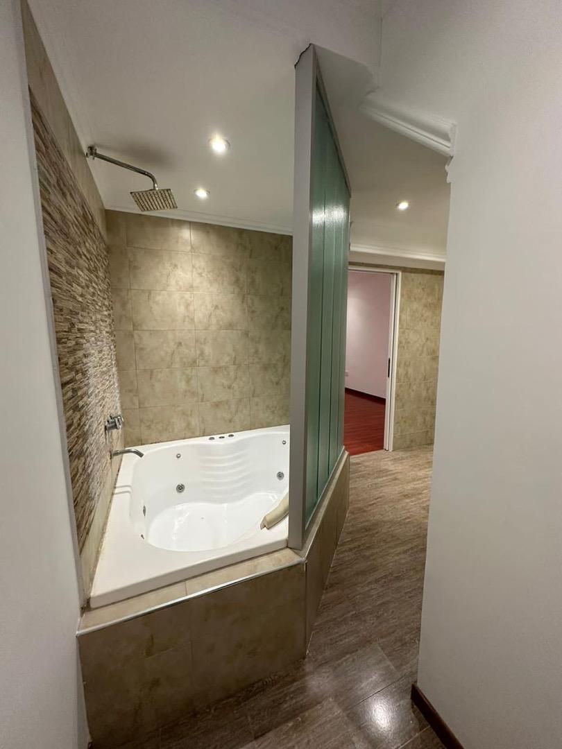 Departamento en Alquiler en Canning, USD 174.900