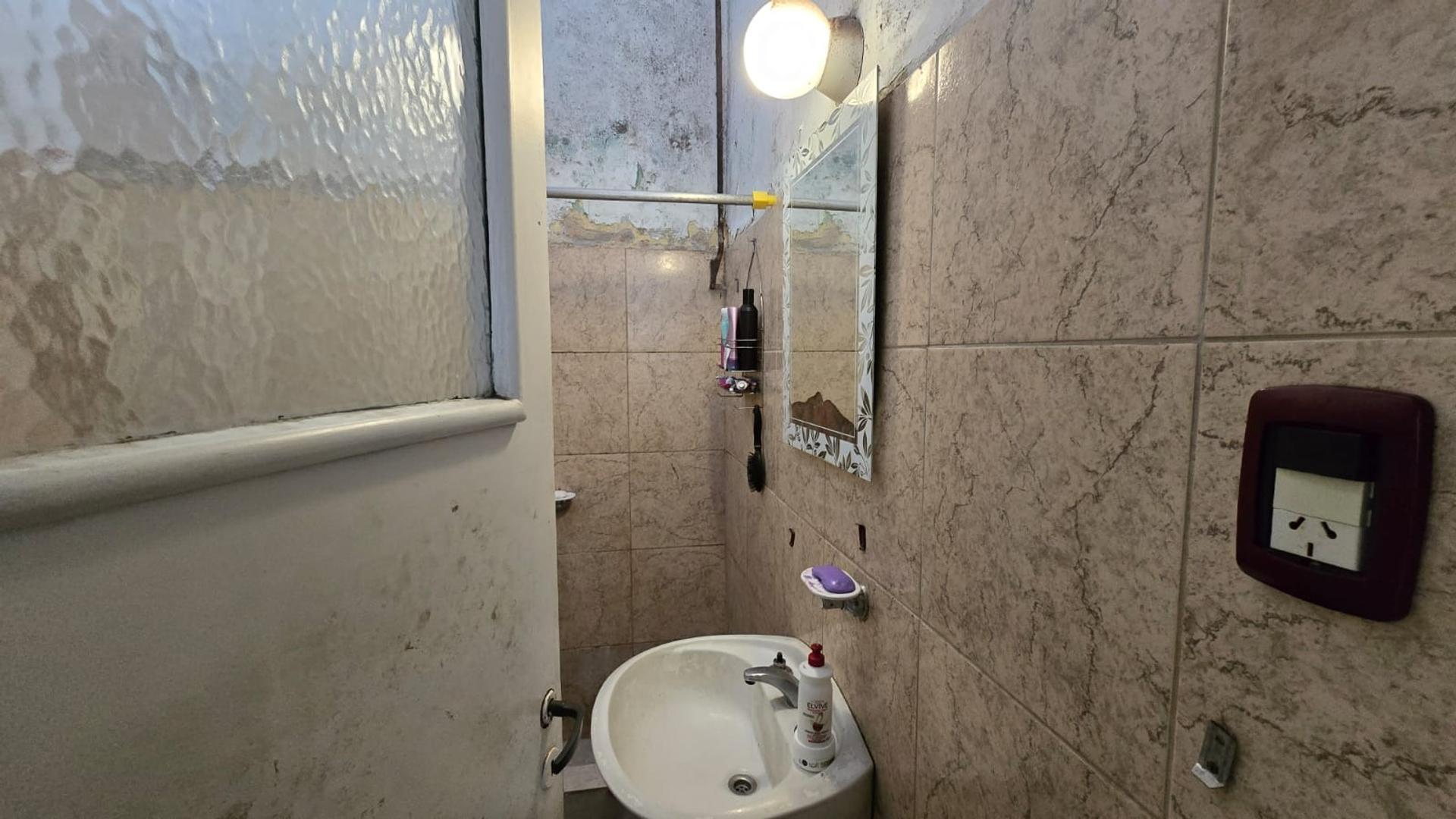 Venta casa tres dormitorios apto credito Ituzaingo