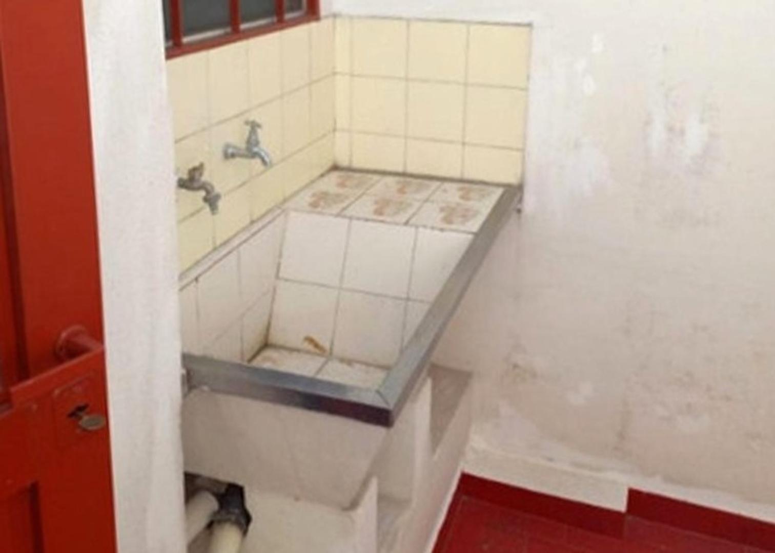 Dúplex en Venta 2 ambientes con Patio y Lavadero El Palomar