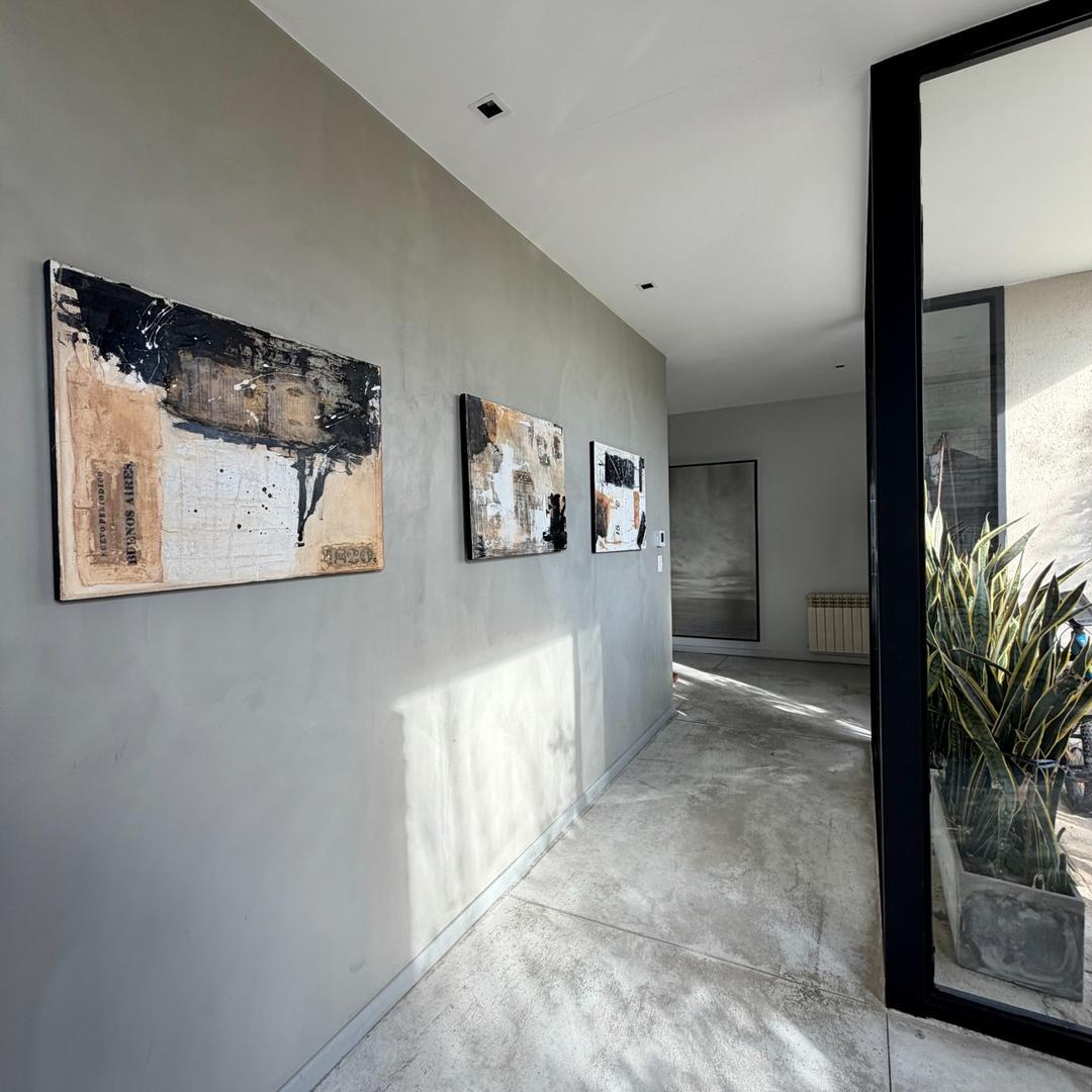 Casa 5 ambientes con 4 baños