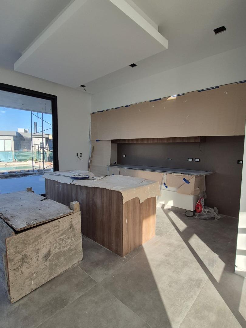 Casa en Venta en Terralagos, USD 640.000