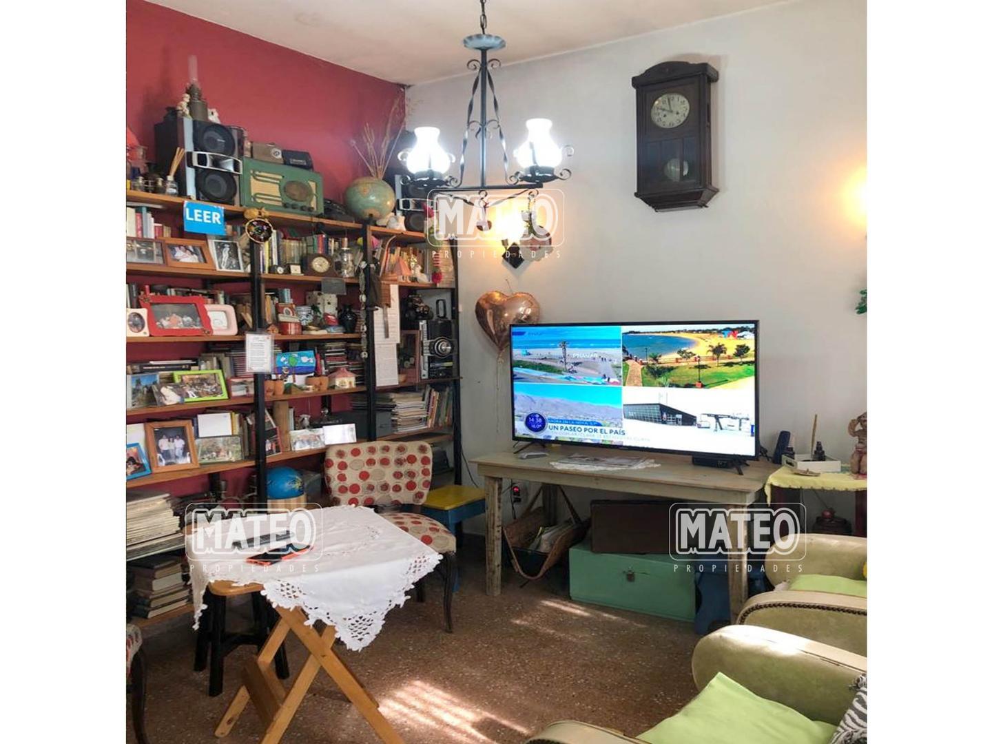 Casa en Venta con 1 cochera