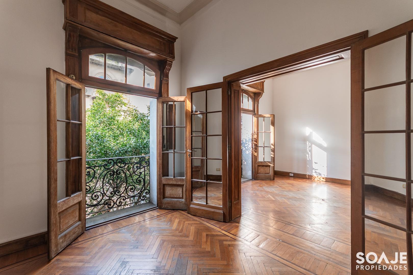 Departamento en Venta de 4 dormitorios