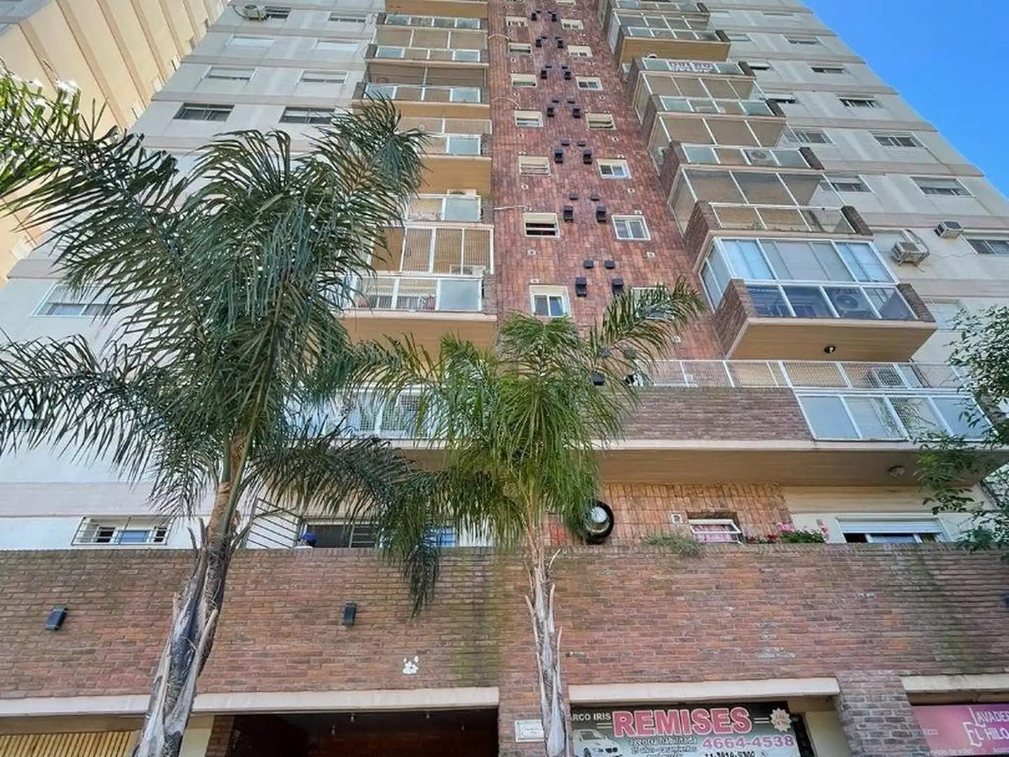 DEPARTAMENTO 4 AMBIENTES