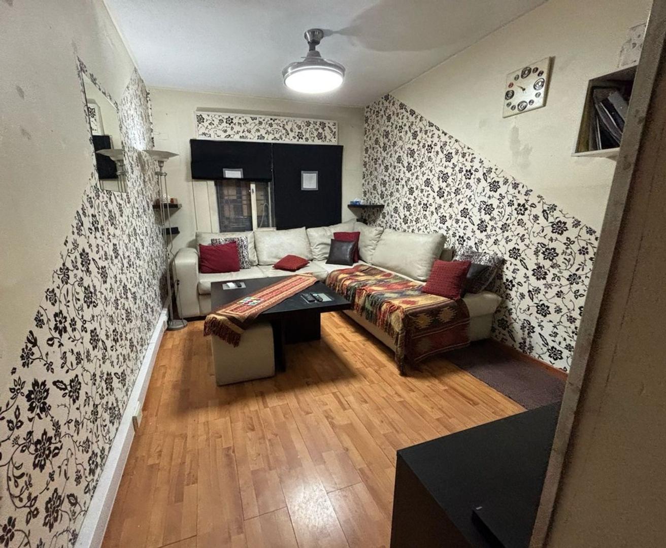 Casa 5 ambientes con 4 baños