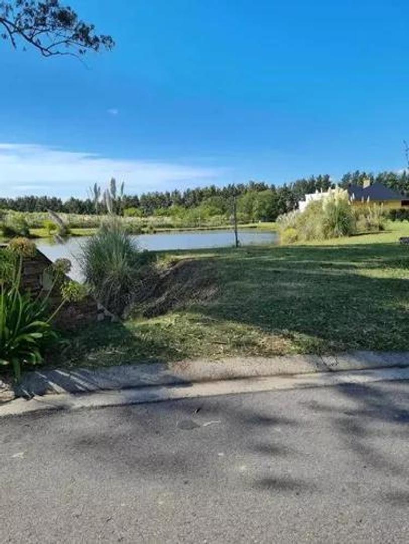 Terreno en Venta en Monet Barrio Privado, USD 38.000