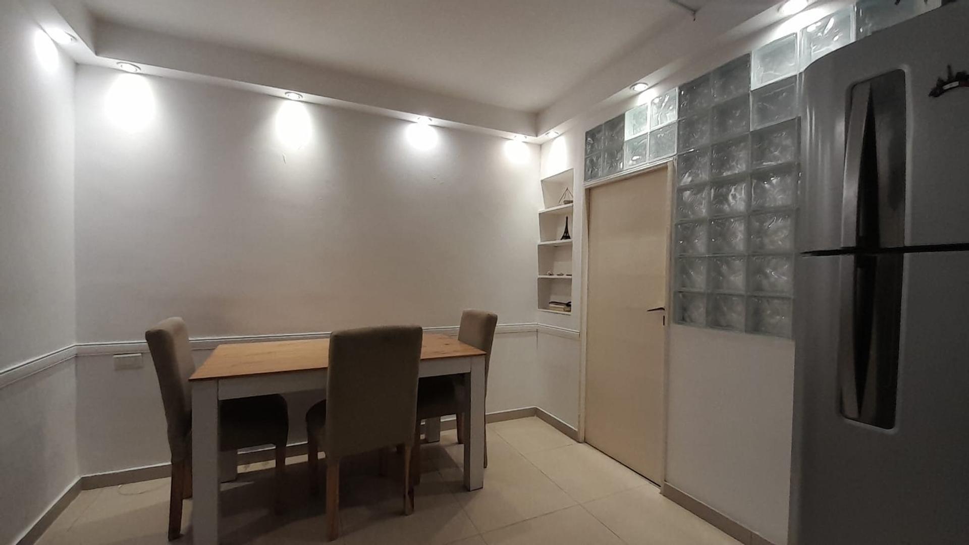 Venta. Departamento 4 ambientes. 64m². Balcón. Belgrano.