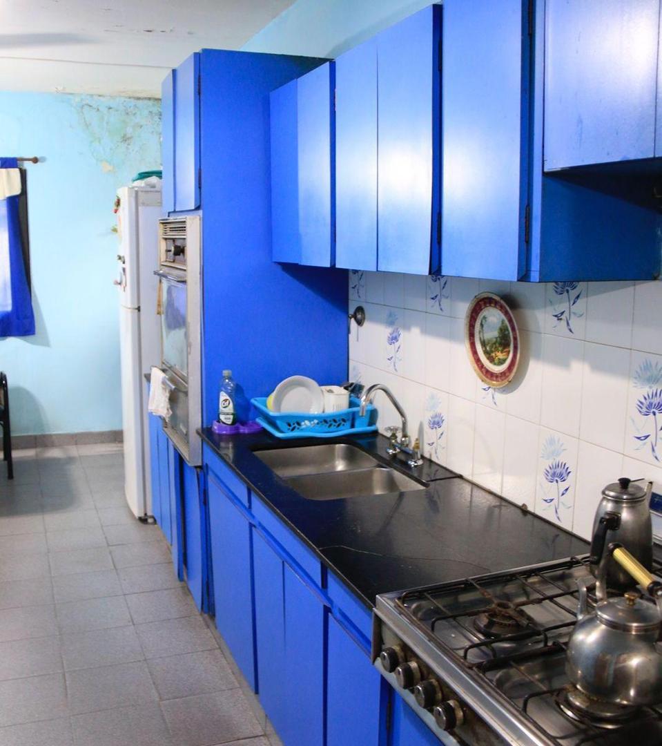 LOTE /Casa con local 6 Ambientes En San Justo