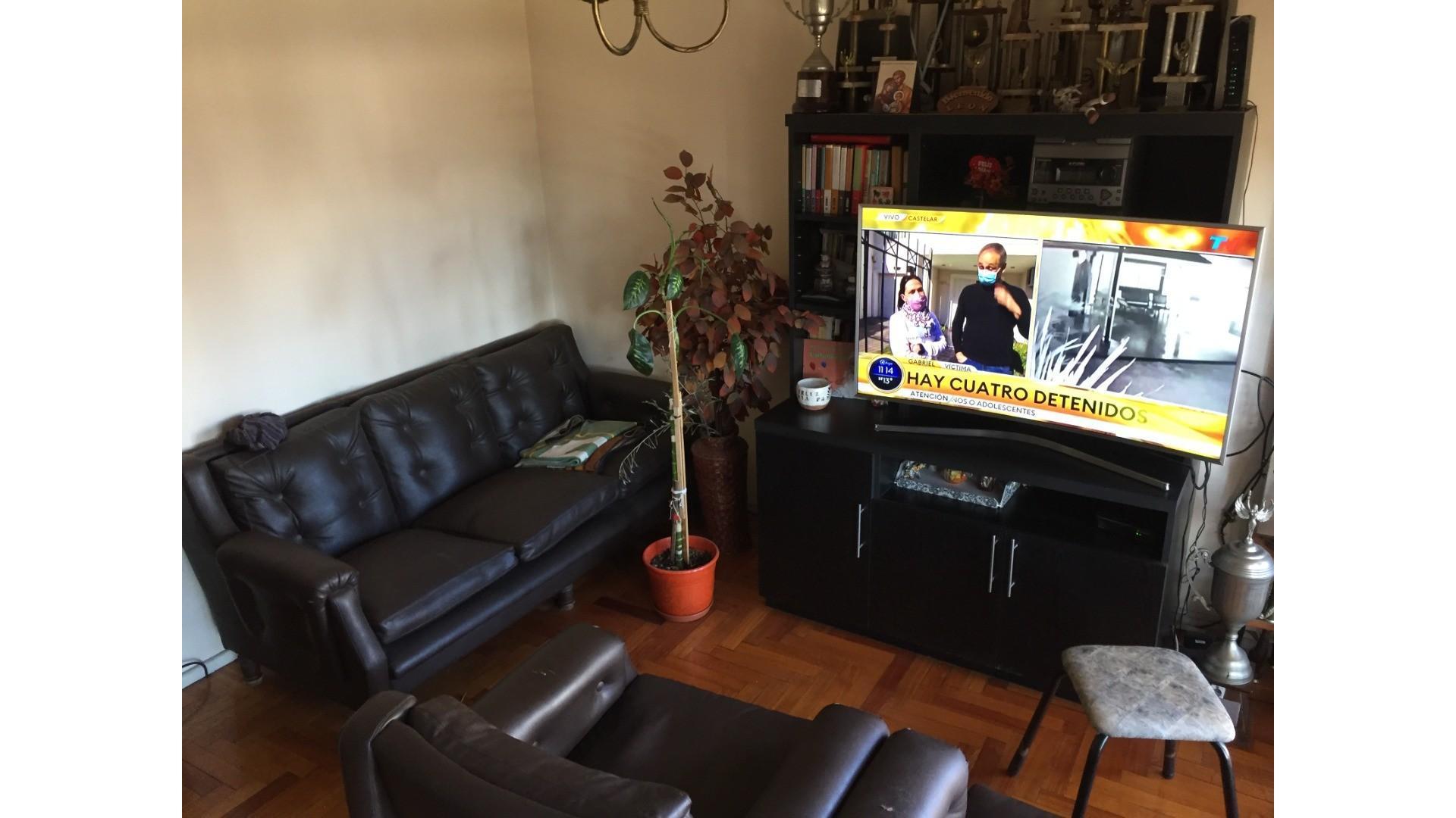 Semipiso 4 amb, frente a la plaza