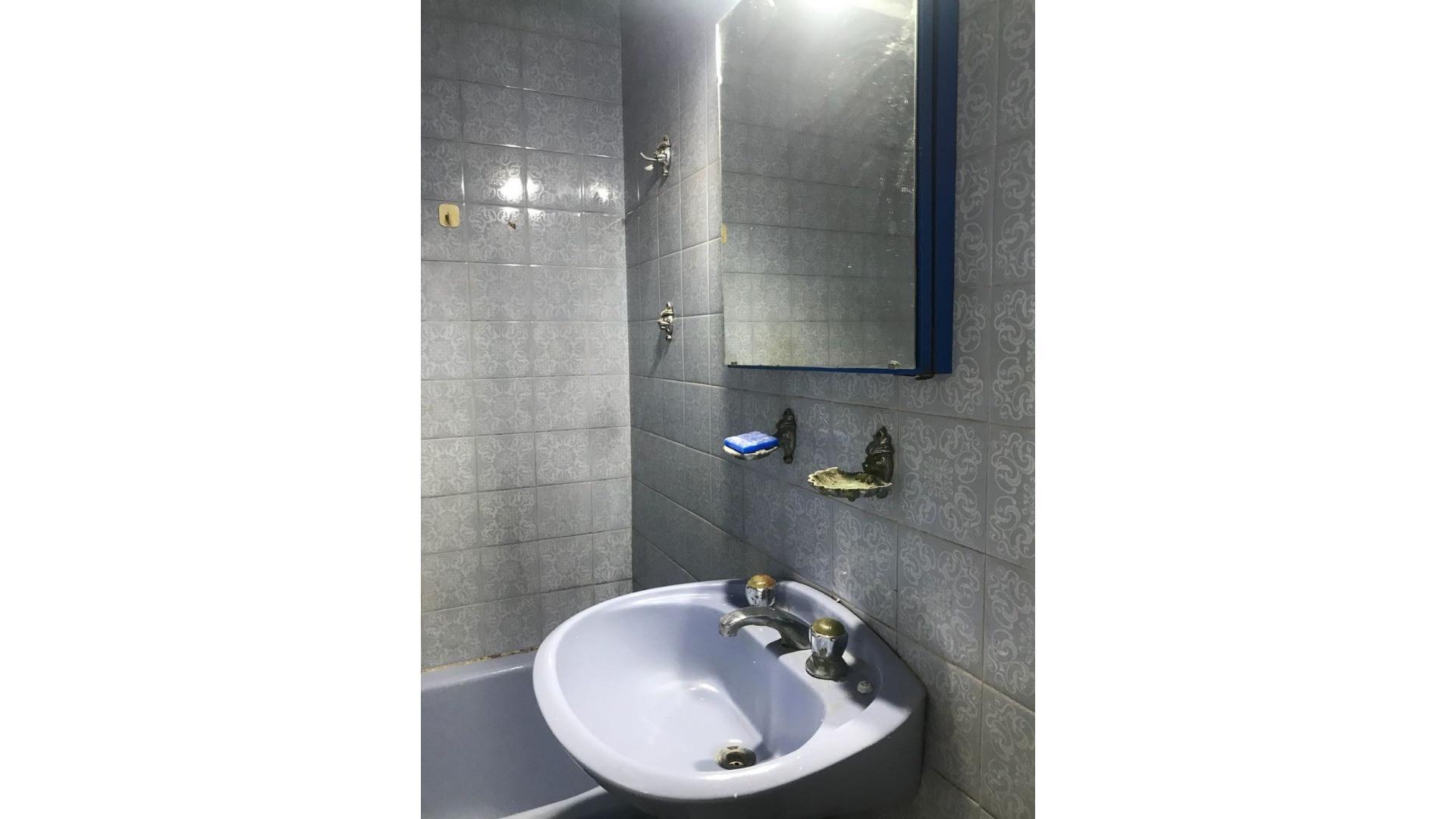 Depto Tipo Casa en Venta en Lanus Oeste, USD 50.000