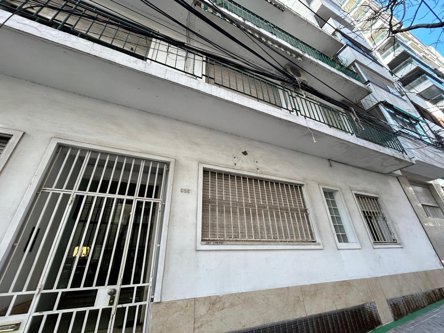 TUCUMAN 900, CASI ESQUINA Avda. Belgrano.