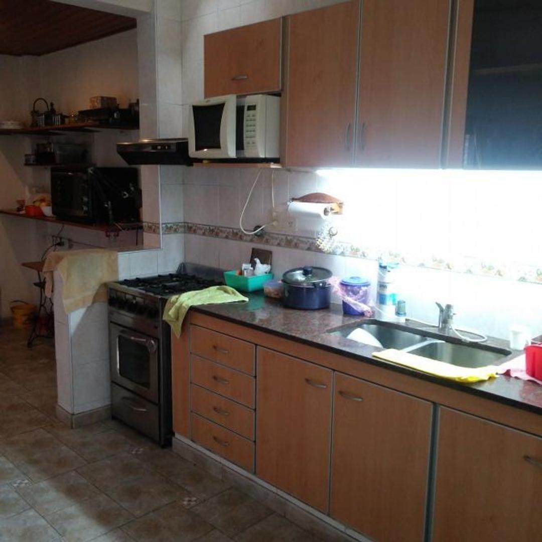 Casa en Venta en Sarandi, USD 79.000