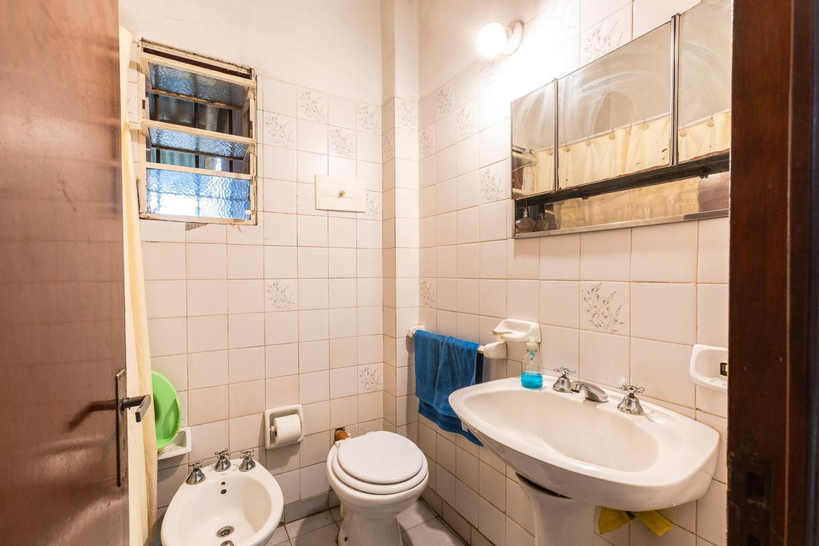 CASA 4 DORMITORIOS CON JARDÍN – FISHERTON