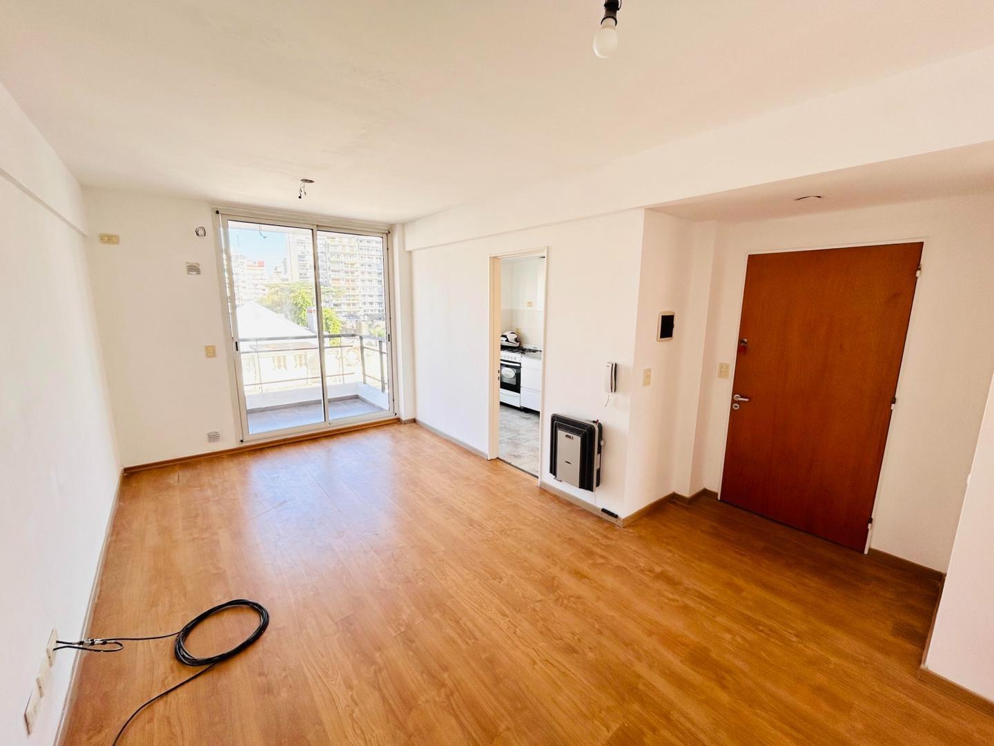 Buenos Aires 1173 , Piso 4