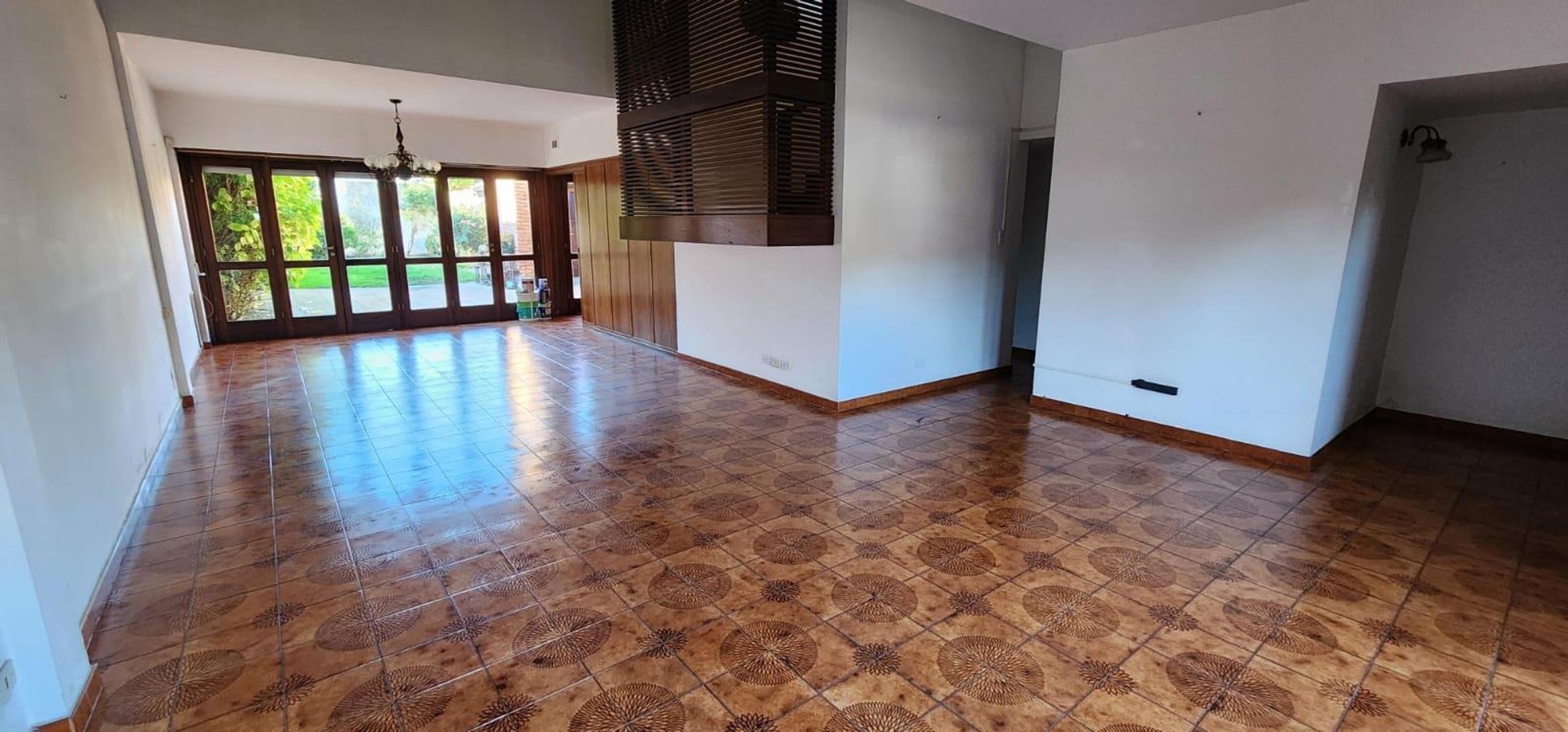 Chalet 5 ambientes - Chavín