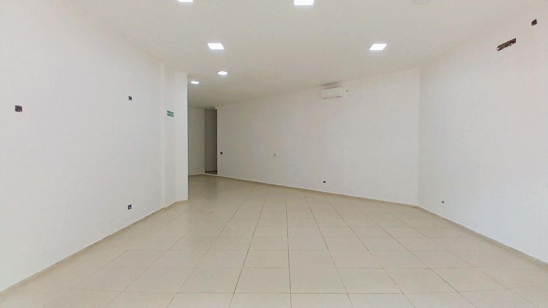 Local comercial 2 niveles  - Zona Diagonal 74 y 46