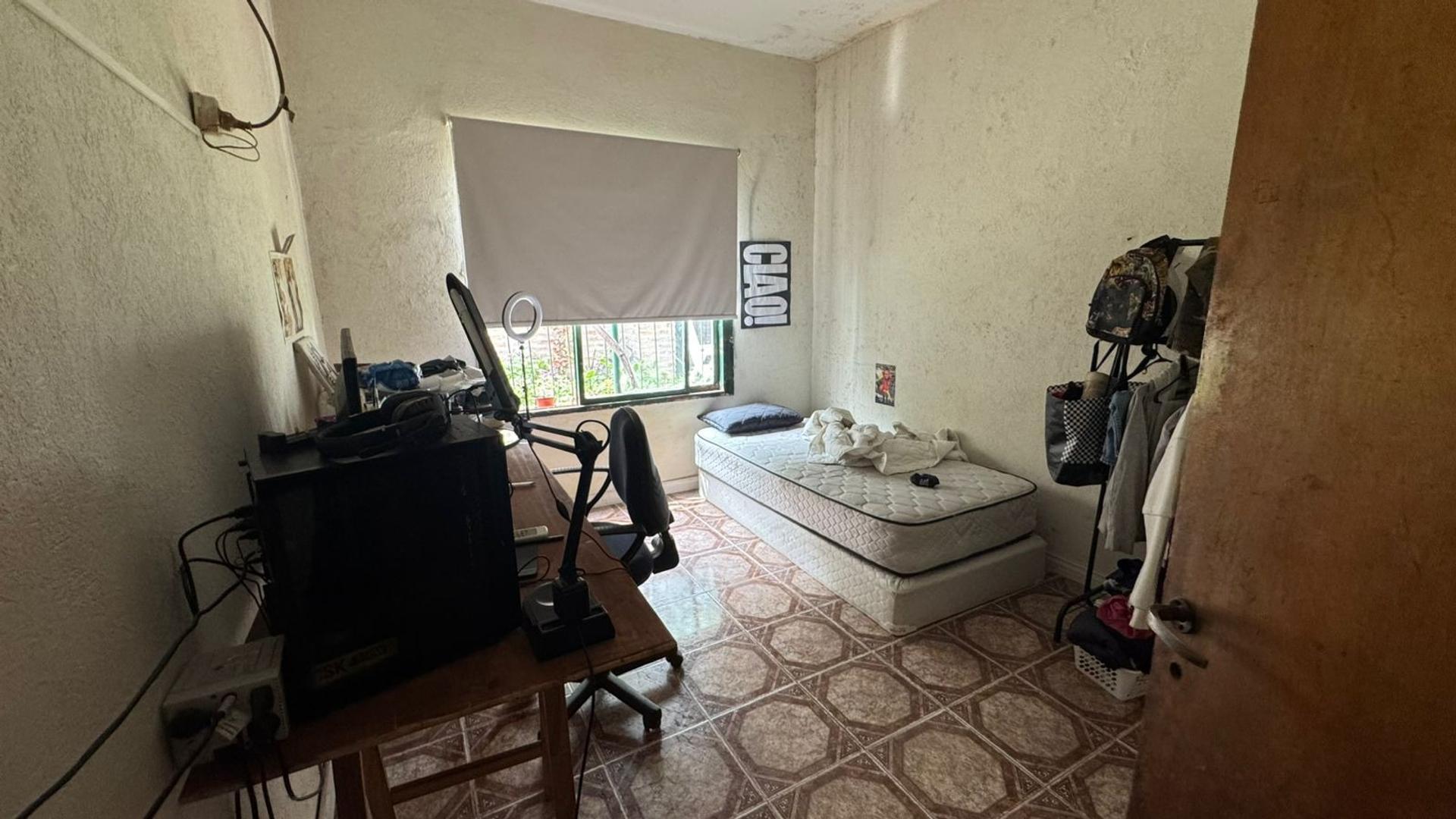 Casa 4 ambientes con 1 baño