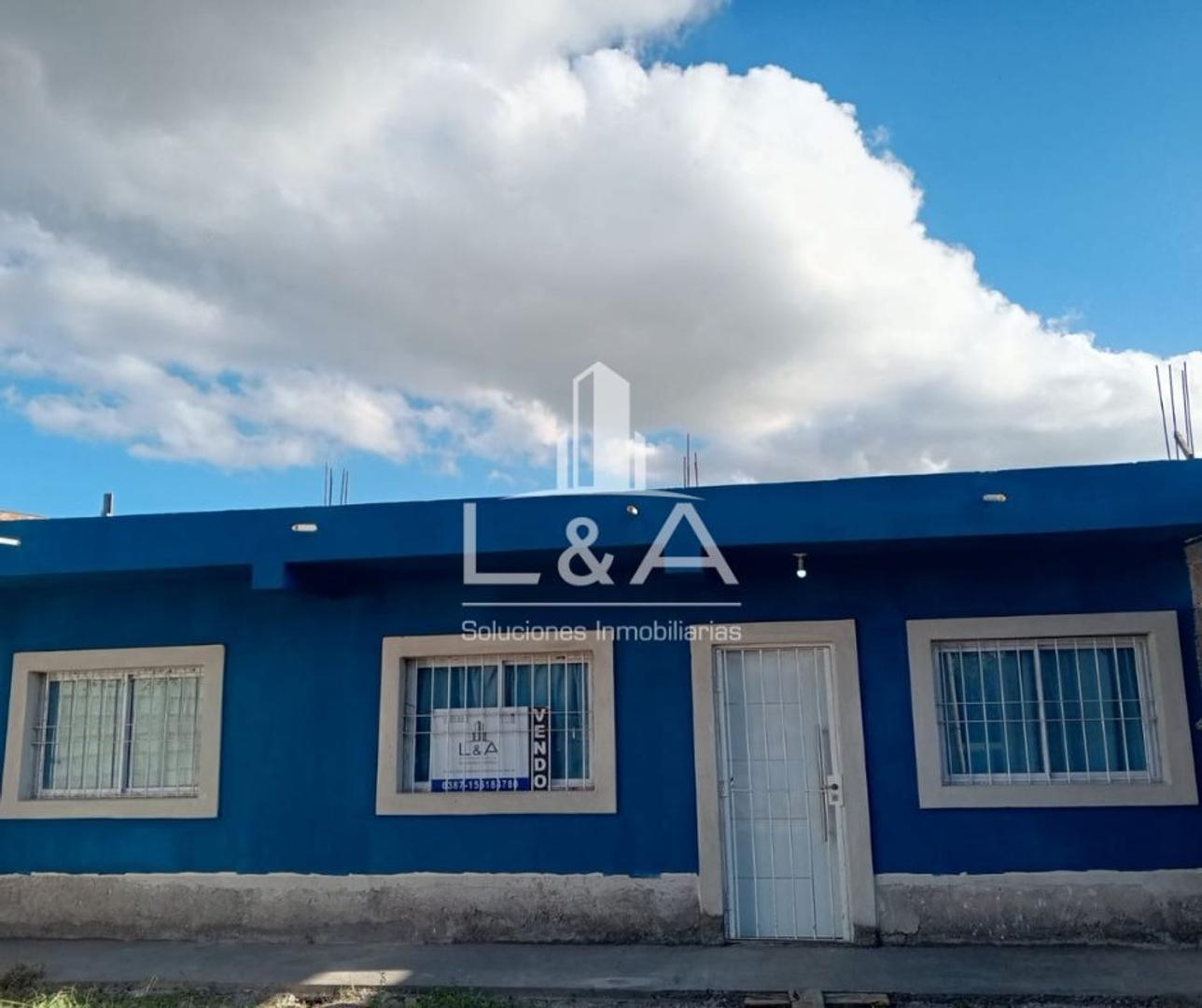 En venta Casa en Av. La Luna