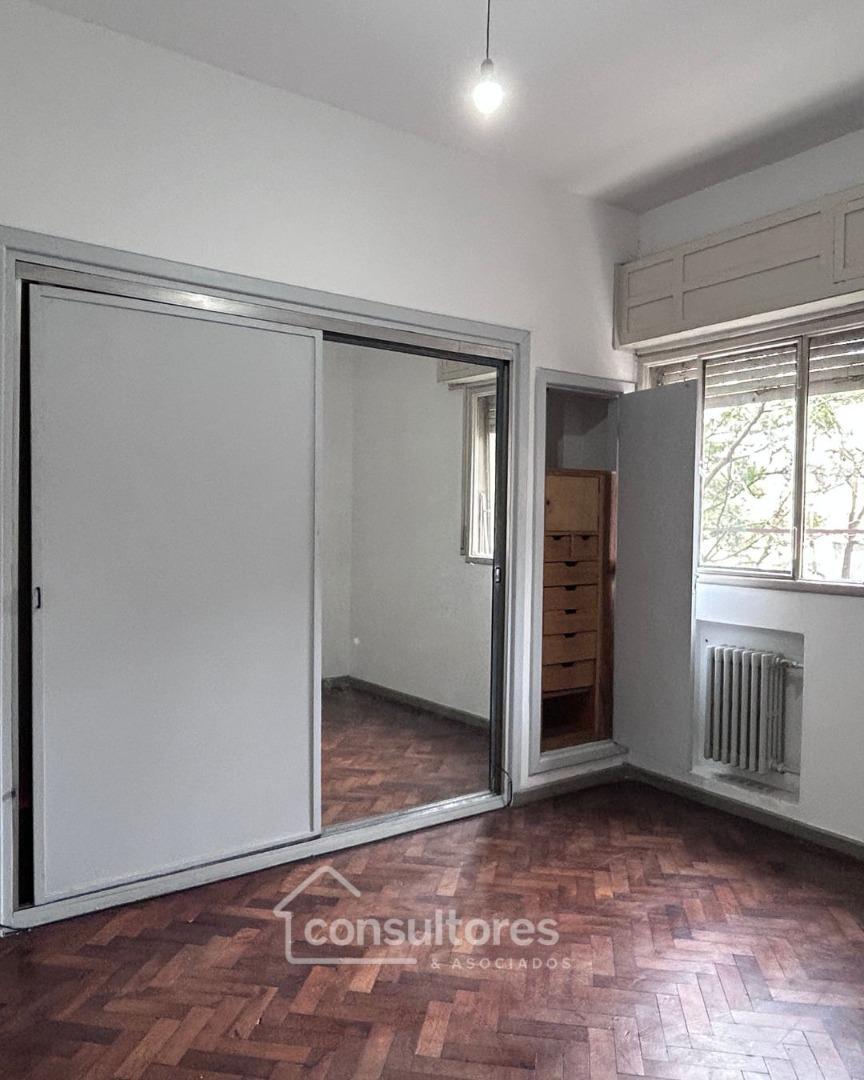 DEPTO 3 DORM. CENTRO DE CORDOBA CON BALCON