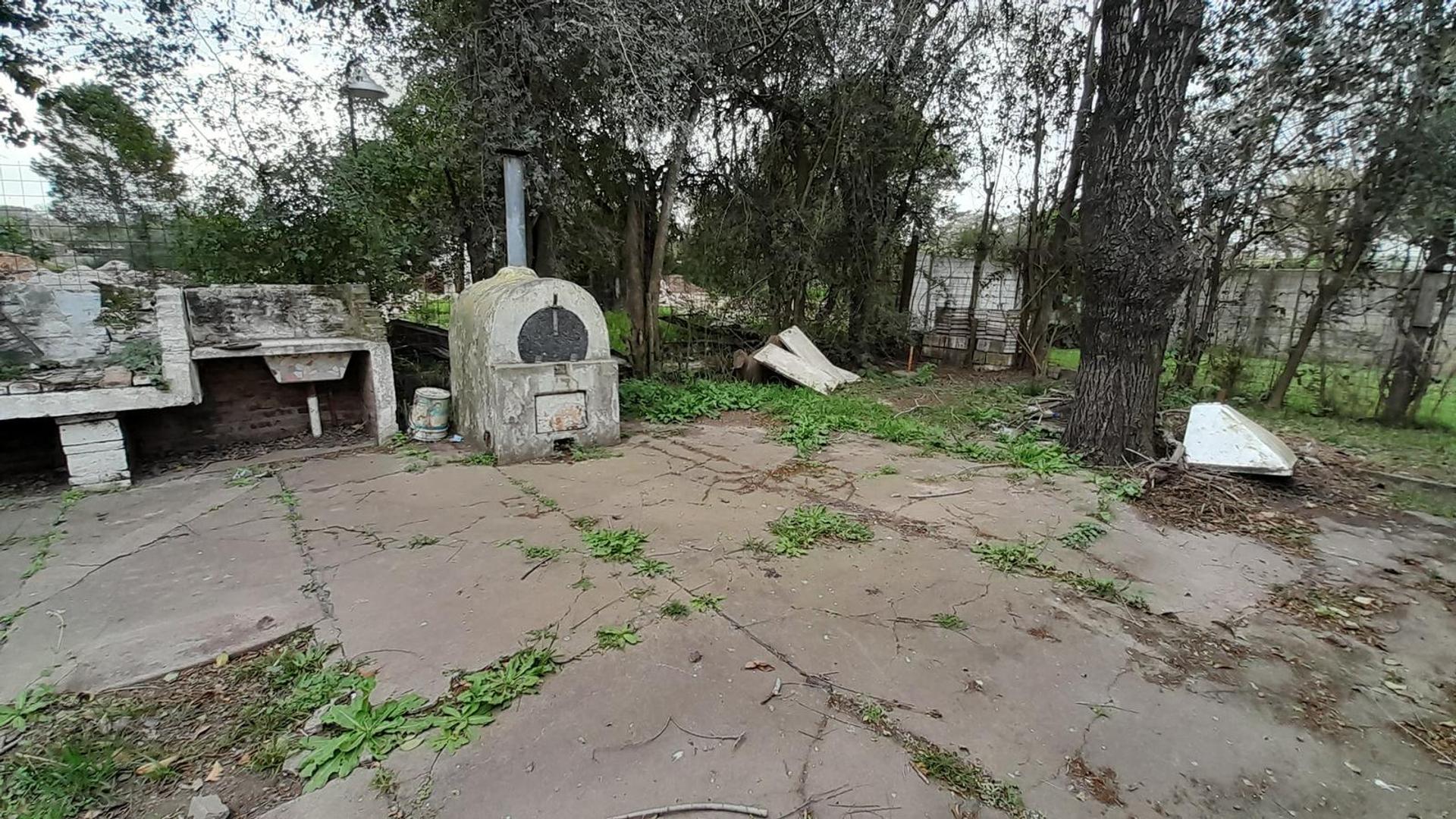 Casa 4 ambientes con 1 baño