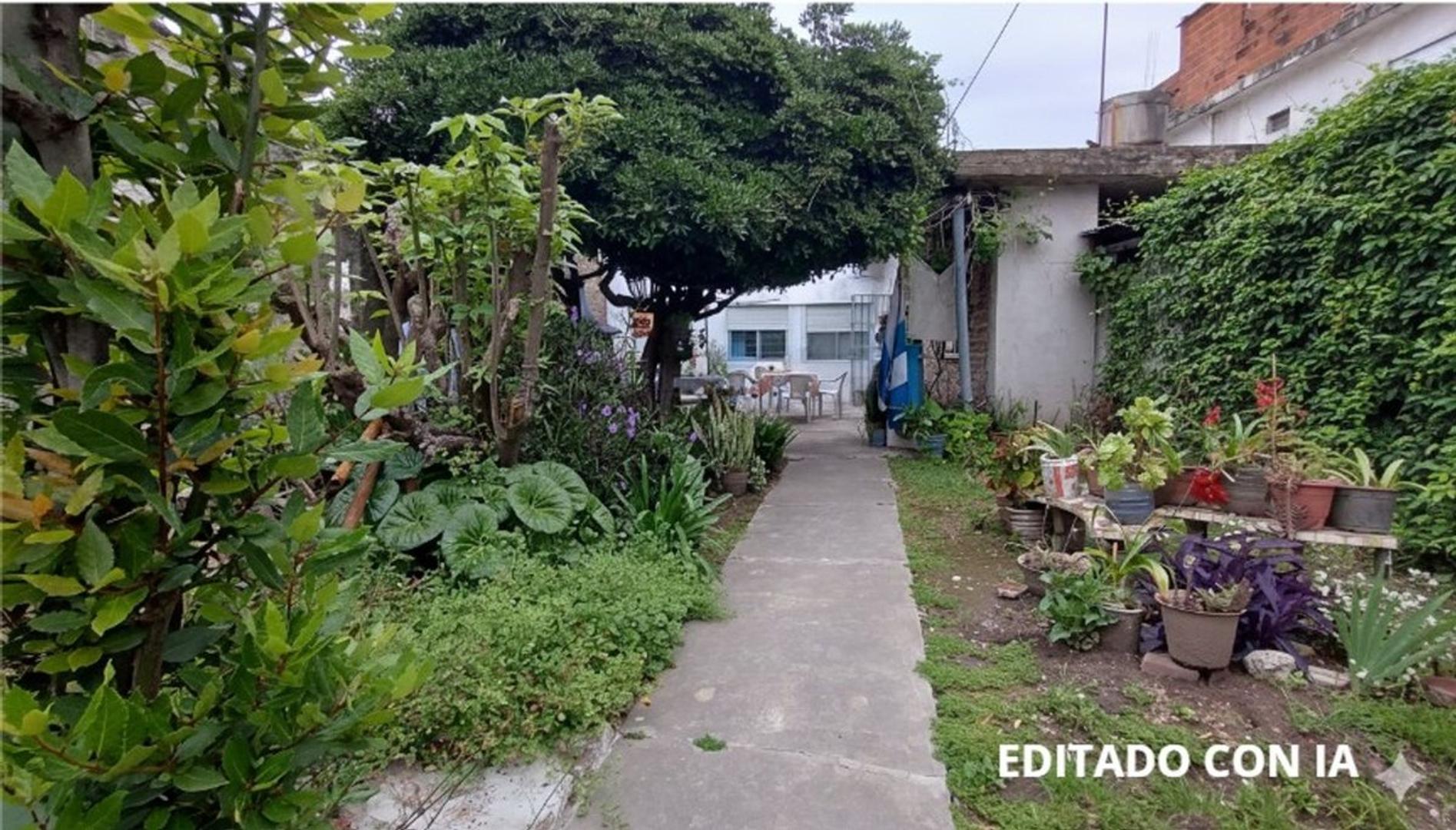 Casa 3 ambientes con 1 baño