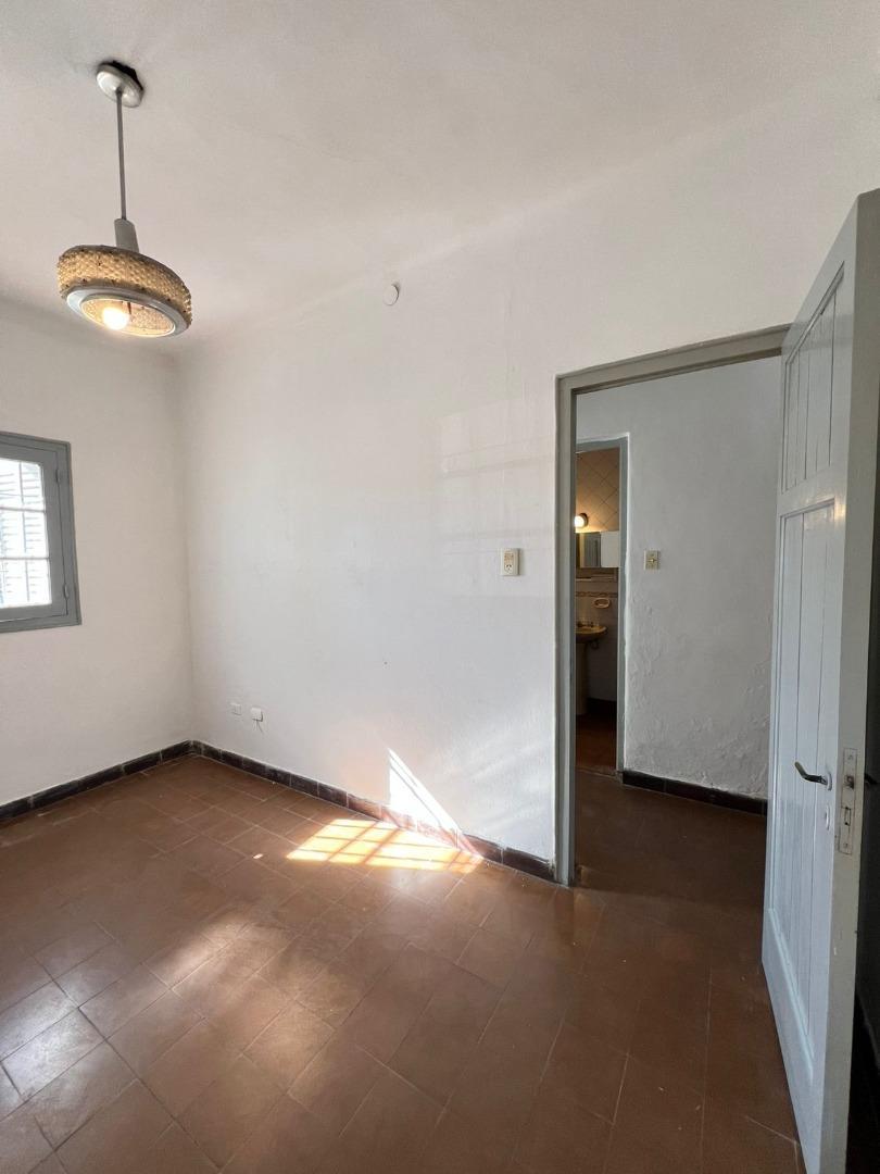 Casa en barrio Sur (Amenábar 3400)