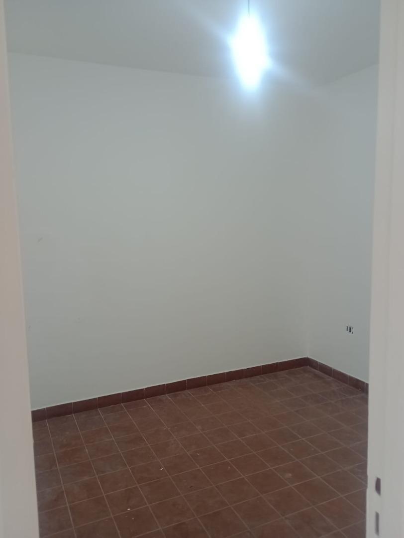 Depto Tipo Casa en Alquiler de Monoambiente