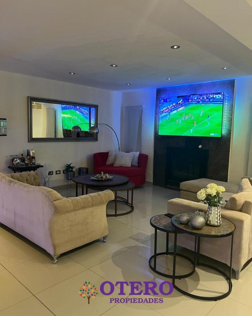 Casa en Venta de 5 dormitorios