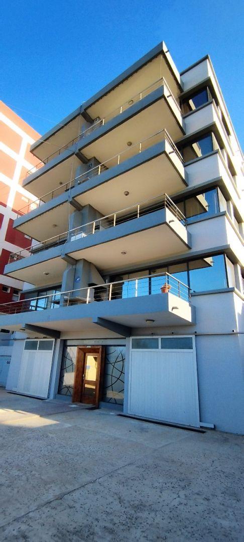 Paseo 113 100, Piso 2