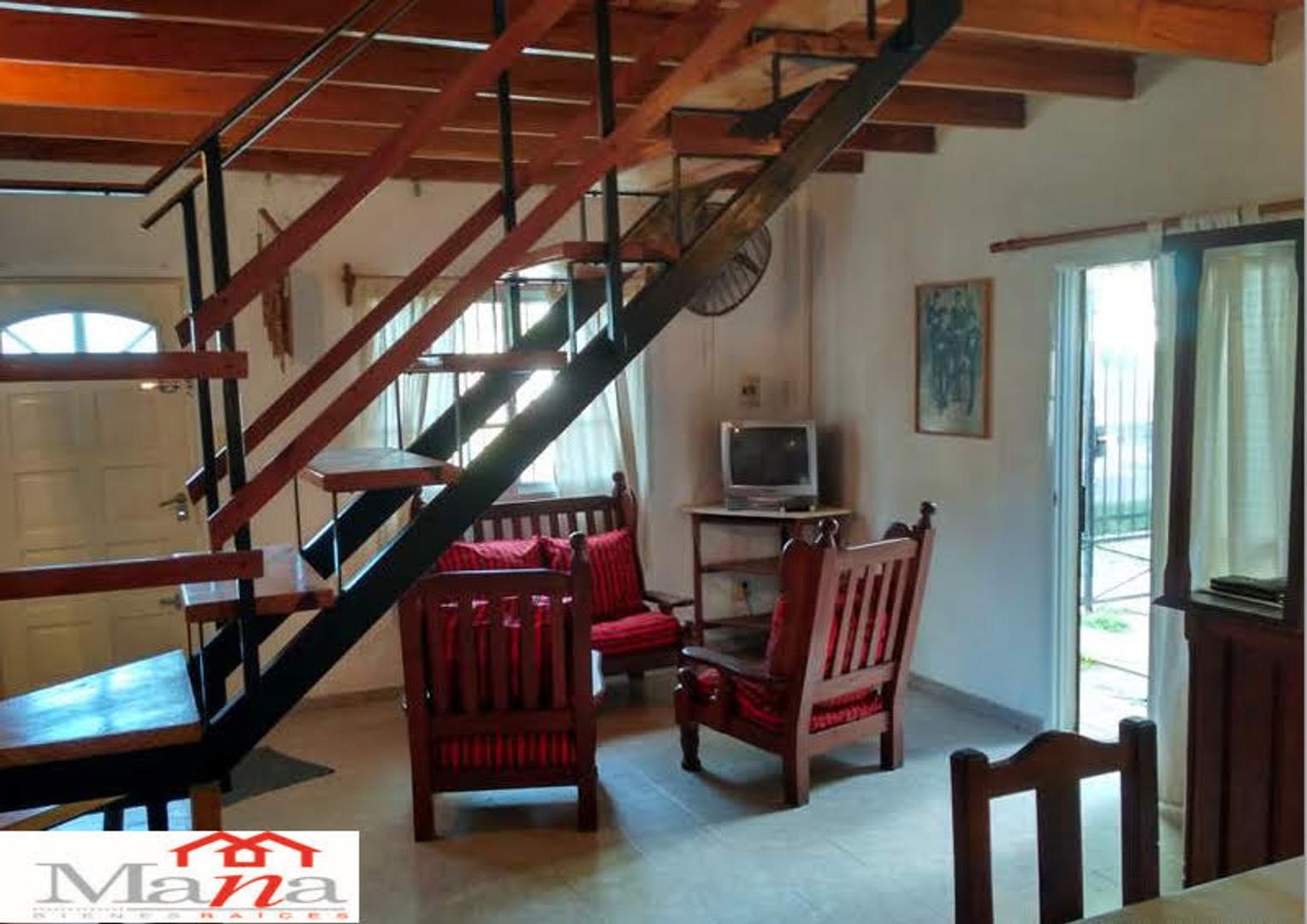 Casa 3 ambientes con 1 baño