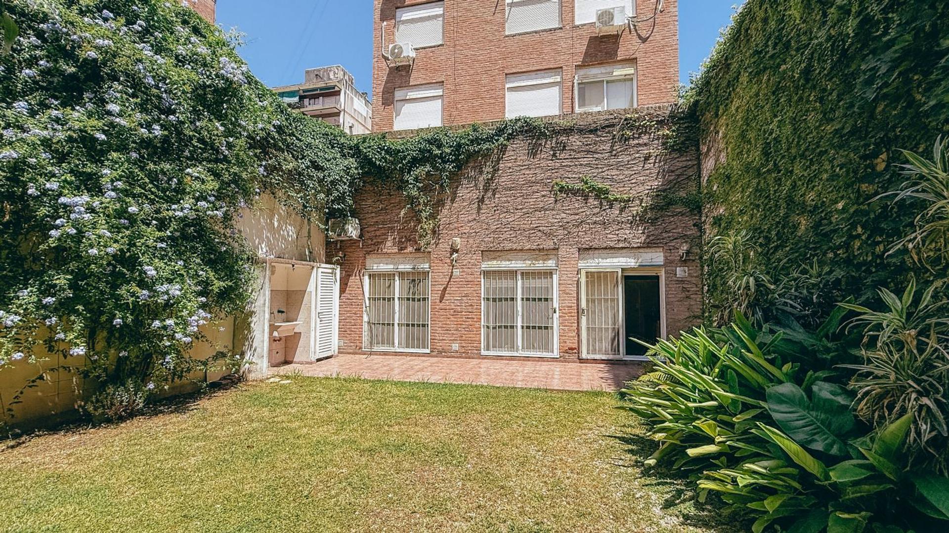 VENTA. Departamento 2 dormitorios. Jardín. Rosario