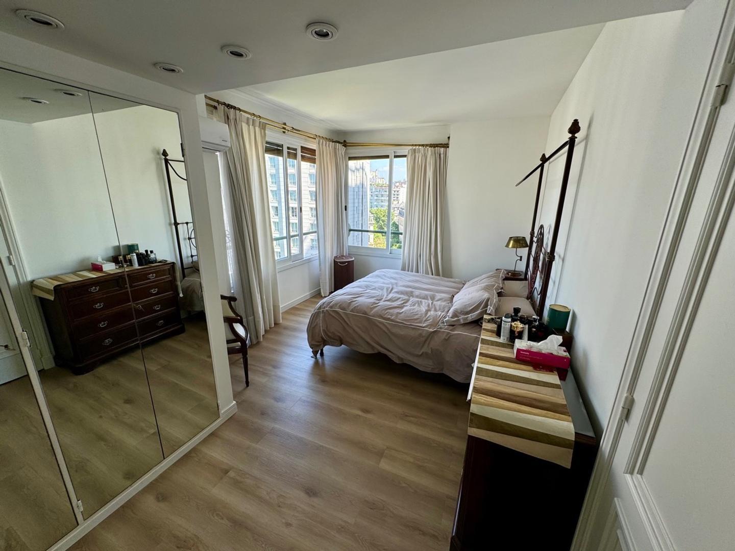 Departamento en Alquiler con 1 cocheras