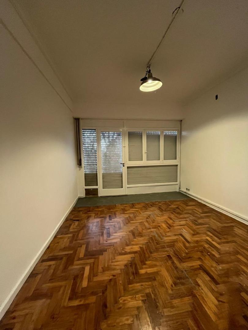 Departamento en Alquiler en Castelar Norte, $ 900.000