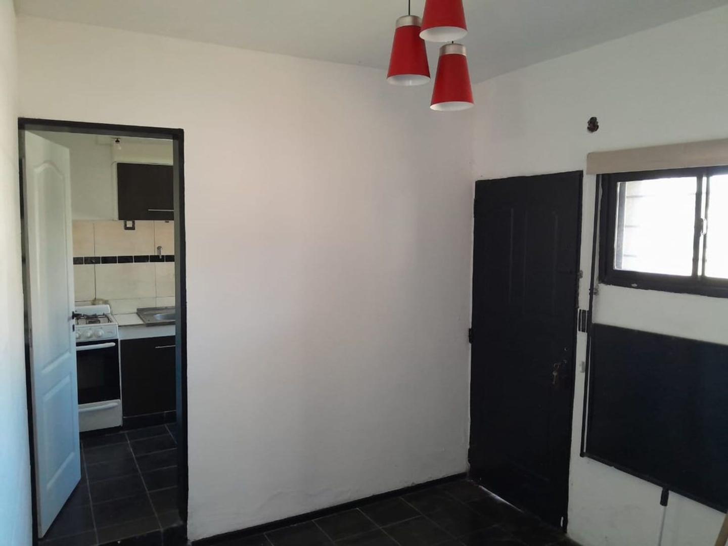 Casa en Alquiler de 1 dormitorio