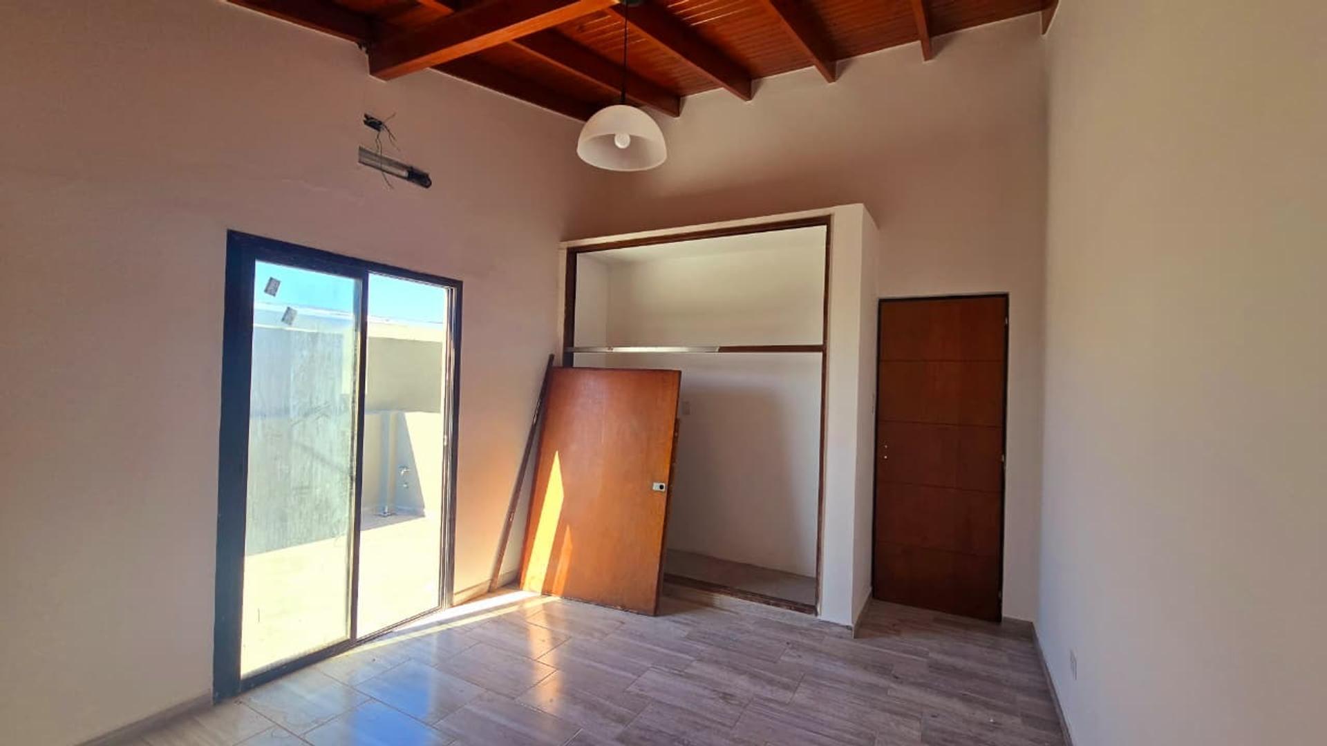 Departamento en Alquiler en San Justo, $ 800.000