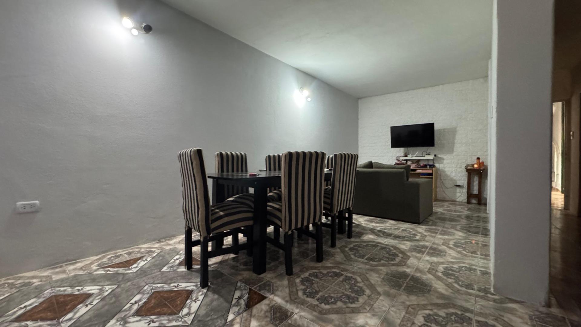 OPORTUNIDAD VENTA CASA 4 dormitorios + cocheras