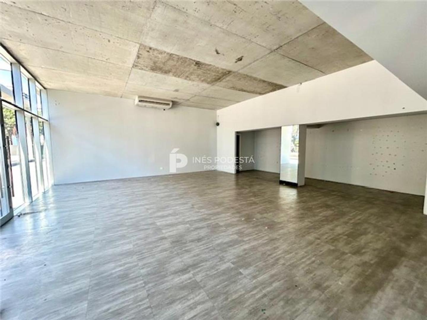 Local en Venta en Punta del Este, USD 400.000