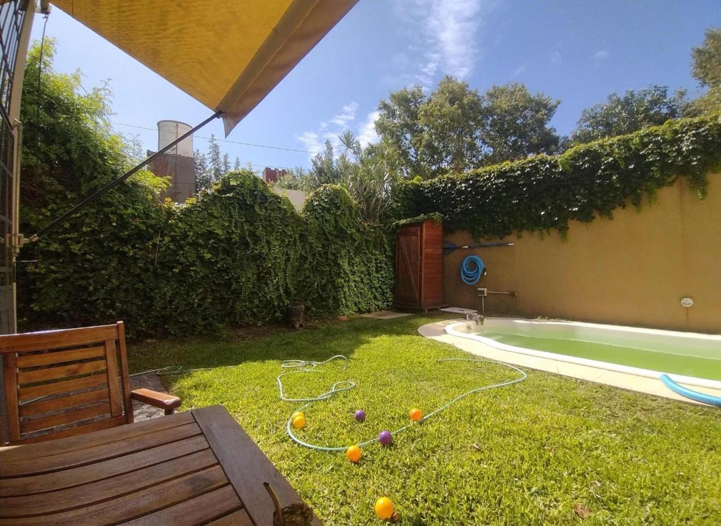 Casa 3 ambientes con 1 baño