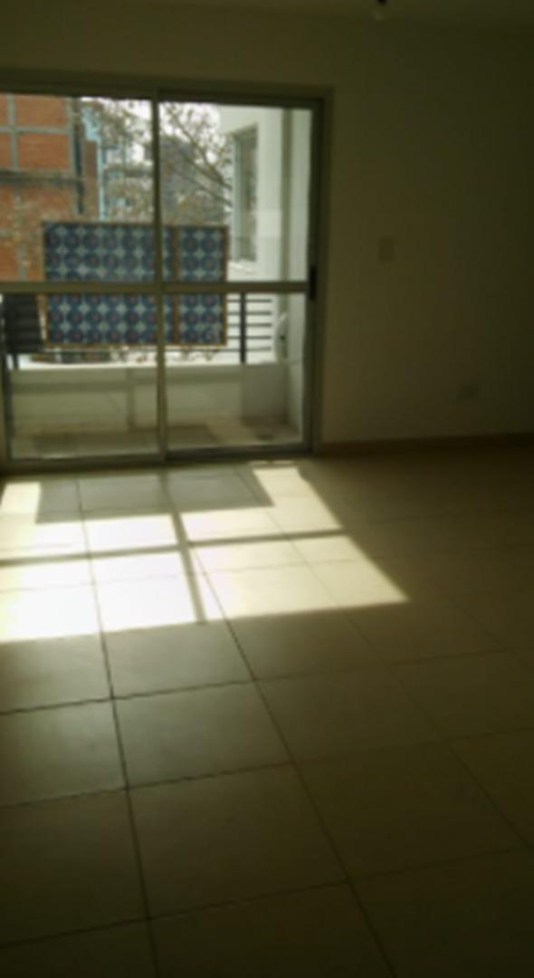 Departamento en Venta en Moron, USD 100.000