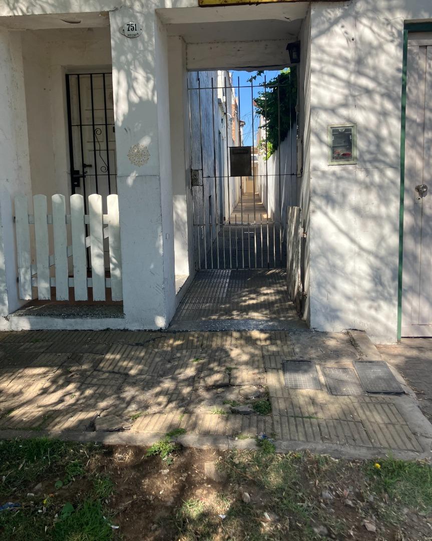 PH 3 AMBIENTES EN PLANTA BAJA SIN EXPENSAS