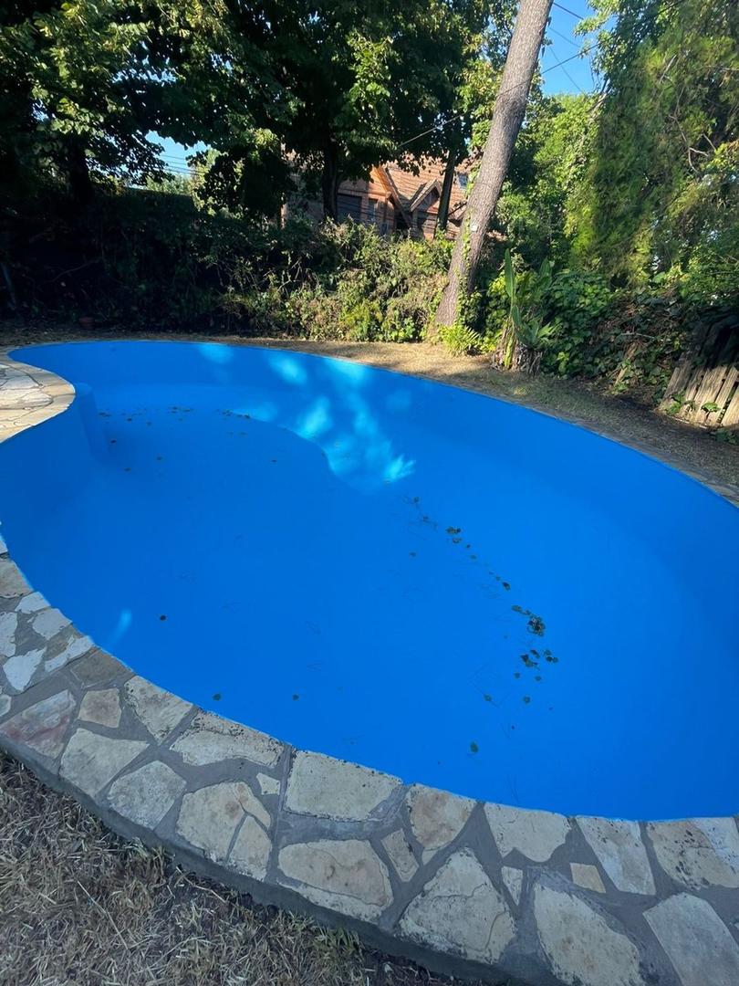 Alquiler casa con parque y pileta