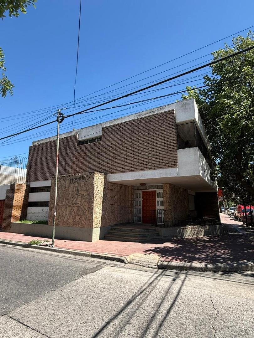 Venta casa san luis esquina premium