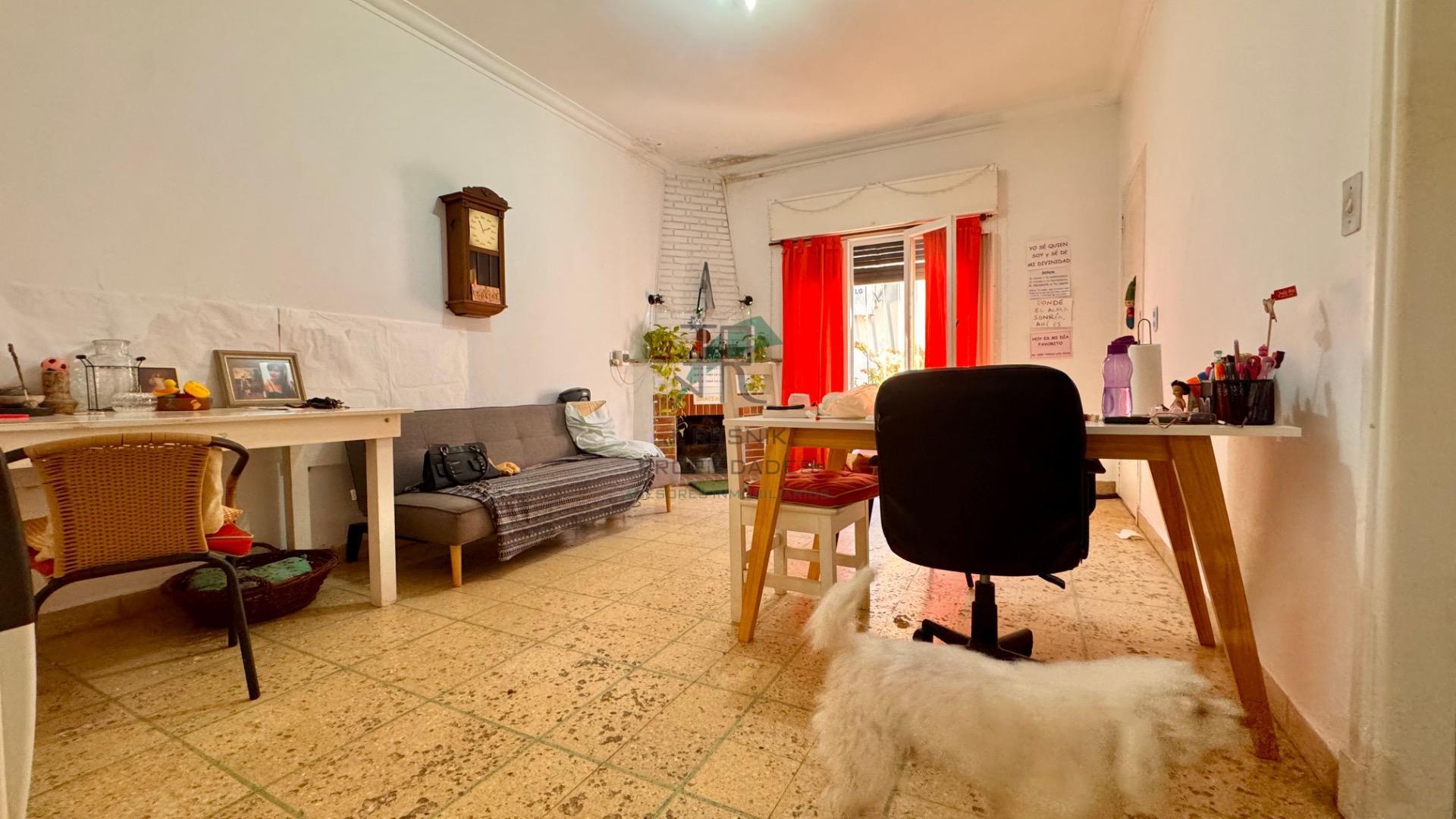 Depto Tipo Casa en Venta 40 años